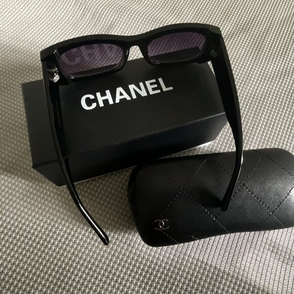 Chanel Black Sunglasses with Case - Picture 3 of 4